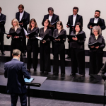 Concert du choeur Angers Nantes Opéra sur la scène de la MPT