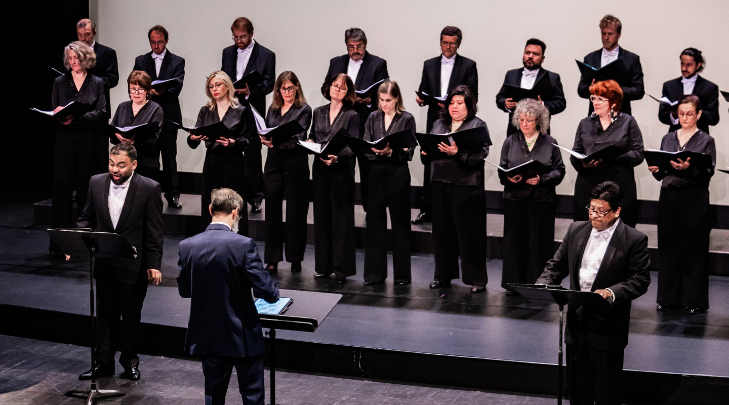 Concert du choeur Angers Nantes Opéra sur la scène de la MPT